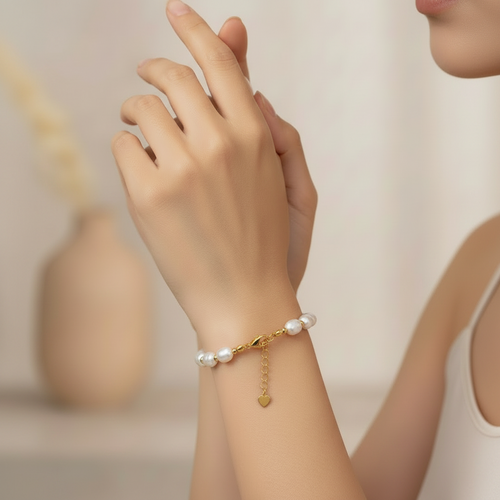 Anya | Handcrafted Non-Tarnish Freshwater Pearl Beaded Bracelet